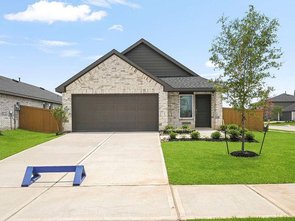 1st image of 3000 Navy Hill Ct