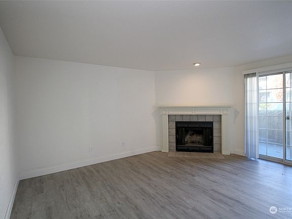 3rd image of 16419 Spruce Way #A5