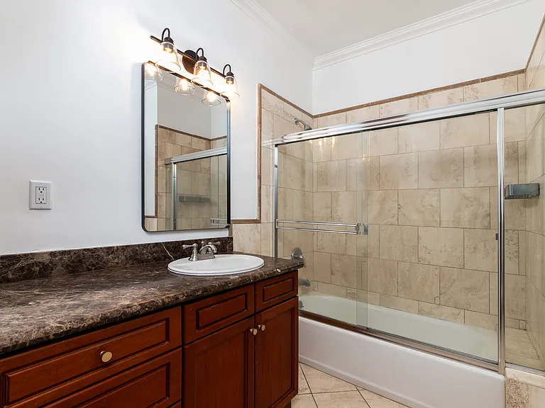 115 N Sycamore Ave — Photo 26