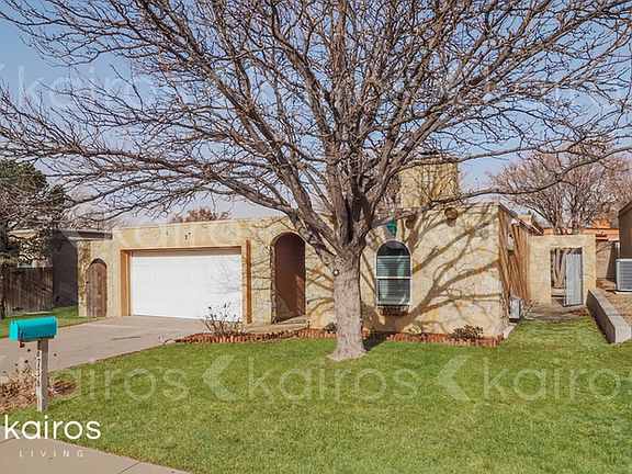 3rd image of 6736 Westcliff Cir