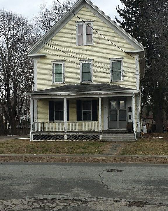 1st image of 52 School St #1