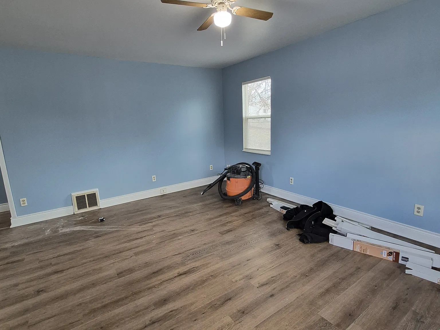 2 bed, 765 sqft, $1,200 — Photo 2