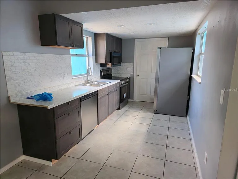 500 Evergreen Ave — Photo 7