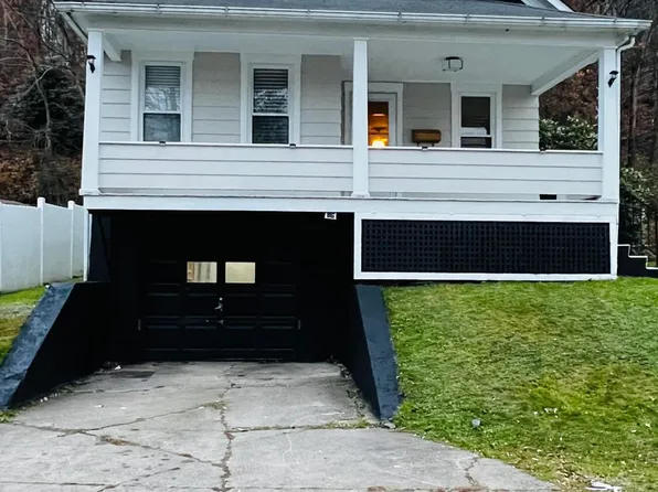 86 Archbald St, Carbondale, PA 18407