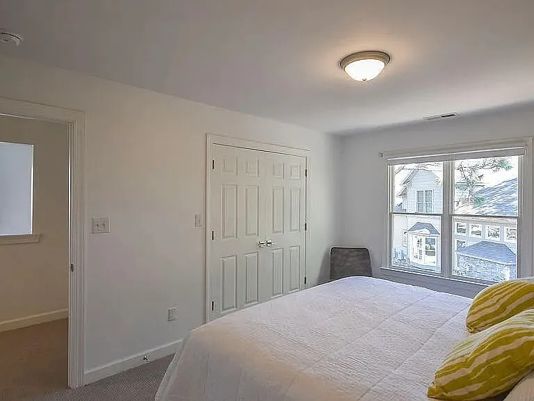 200 Starland Ln — Photo 25