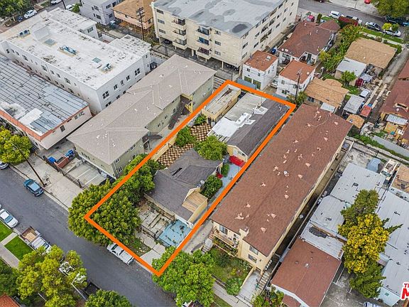 3rd image of 6037 Romaine St