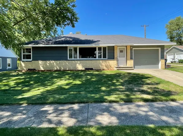 16 S Paffrath Ave, Springfield, MN 56087