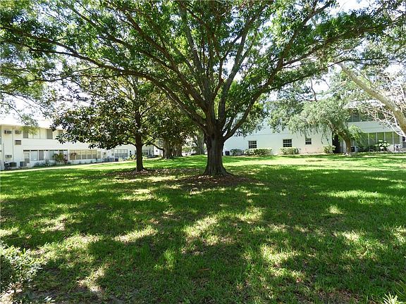 3rd image of 300 Clyde Ln APT 119