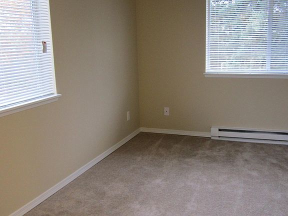 5th image of 18770 NE 60th Way #Rr2136