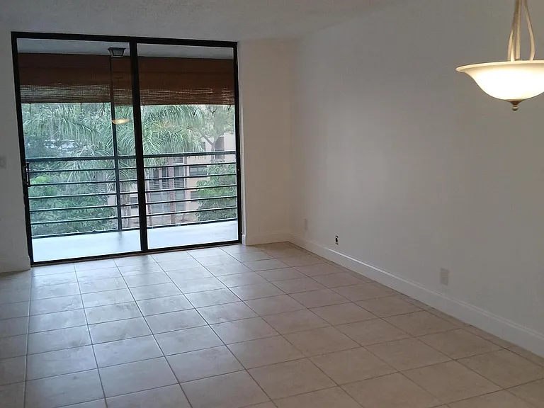 4760 Lucerne Lakes Blvd W #405 — Photo 13
