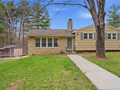 37 Bank St, Coventry, RI, 02816