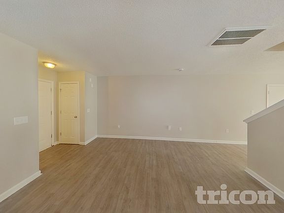 3rd image of 8151 Deodora Cedar Ln