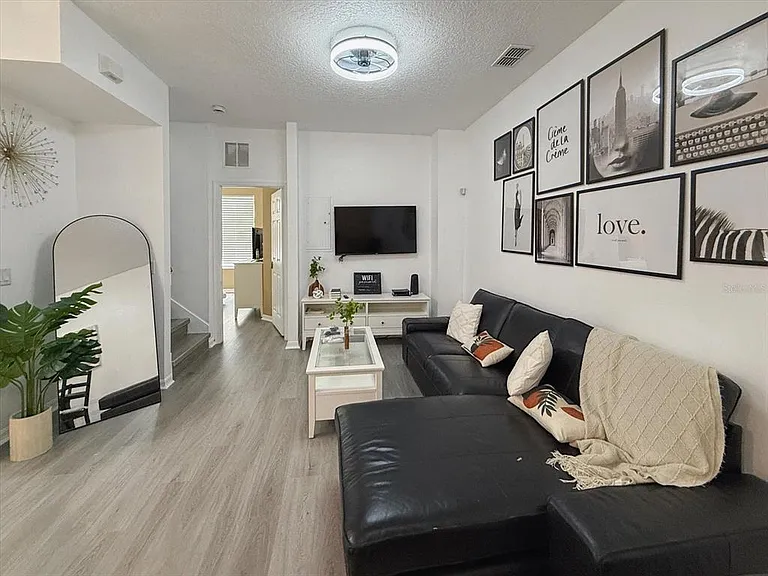 1302 S Beach Cir — Photo 14