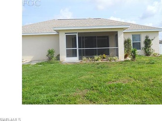5th image of 1420 NW 20th Ter