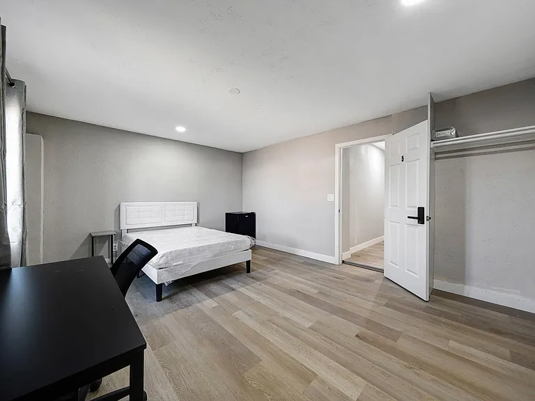room 5