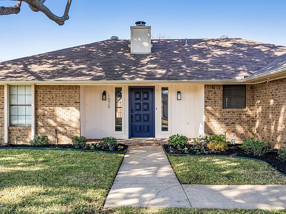2nd image of 1026 Summerplace Ln