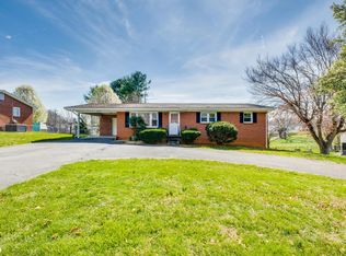3123 Indian Ridge Rd, Johnson City, TN 37604
