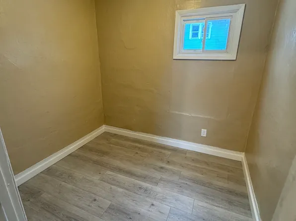 21 Rich Pl Floor 1, Buffalo, NY 14218