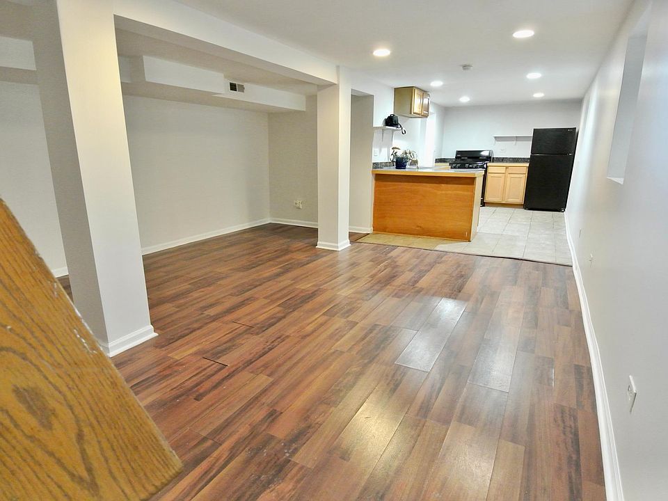 1st image of 848 N Richmond St