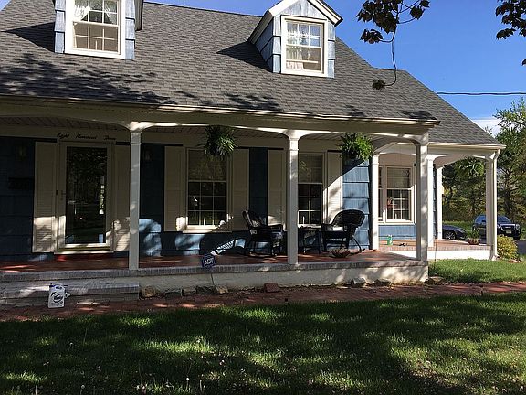 2nd image of 803 Bordentown Ave