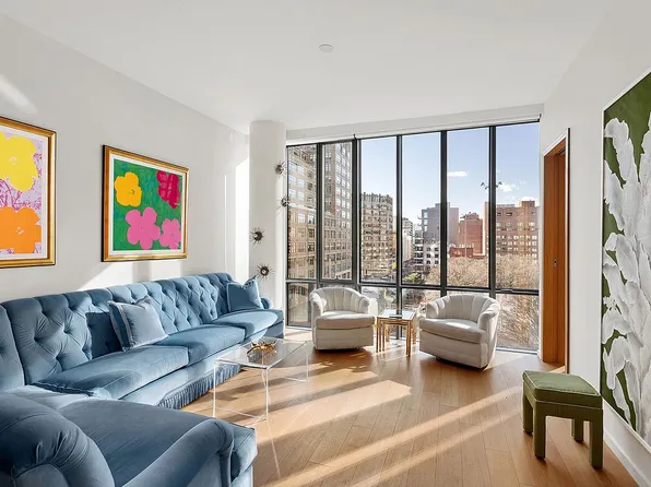 565 Broome St APT 8A, New York, NY 10013