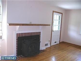 1st image of 34 S Stuyvesant Dr
