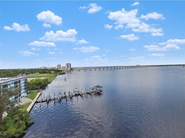 2743 1st St APT 803