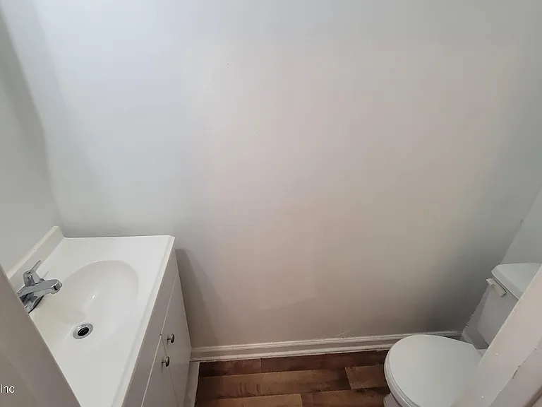2810 Venus St — Photo 10