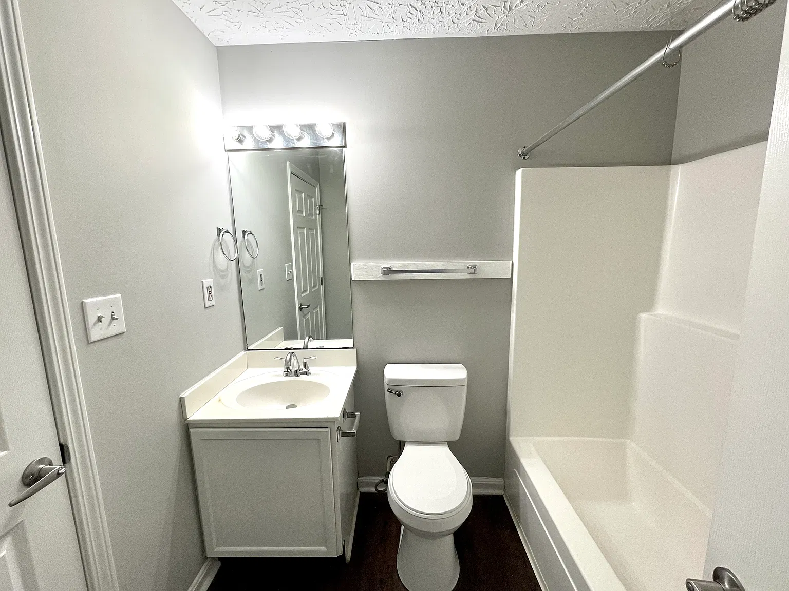 3 bed, 1288 sqft, $1,350 — Photo 4