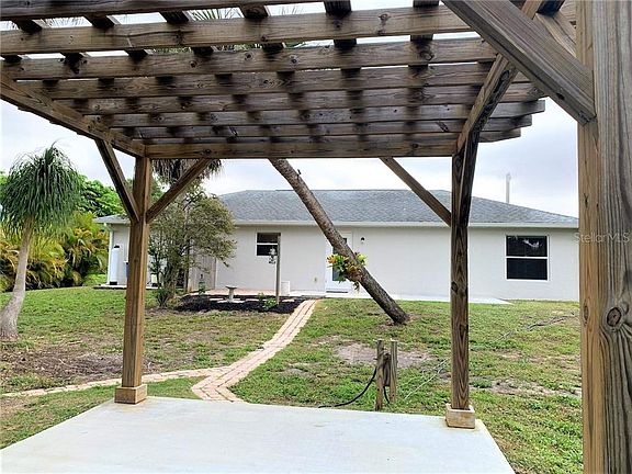 5th image of 6069 Lacota Ave