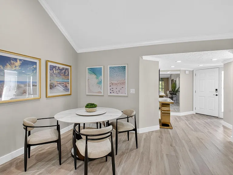 7455 Glendevon Ln #206 — Photo 7