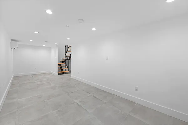 Rented by TorsX Inc | media 11