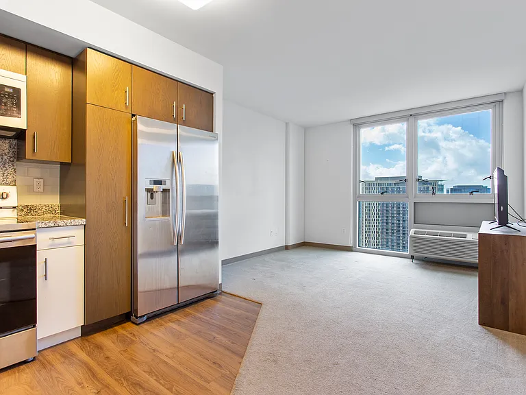 988 Halekauwila St #4008 — Photo 2