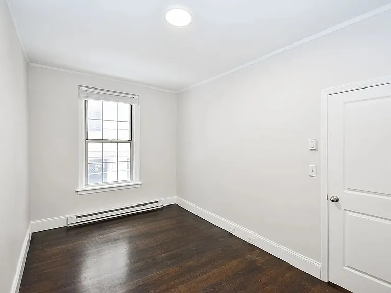 16 Clearway St #3 — Photo 2