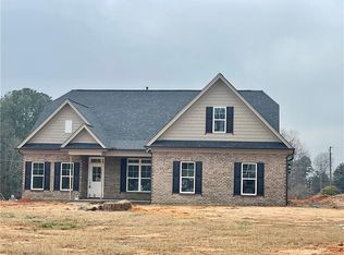 252 Rosewood Dr, Winston Salem, NC 27127