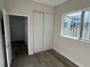 446 W 88th St #1/4, Los Angeles, CA 90003