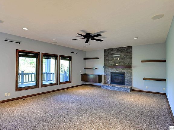 4th image of 2702 N 179th St