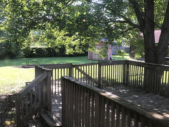 4th image of 5638 Naomi Dr