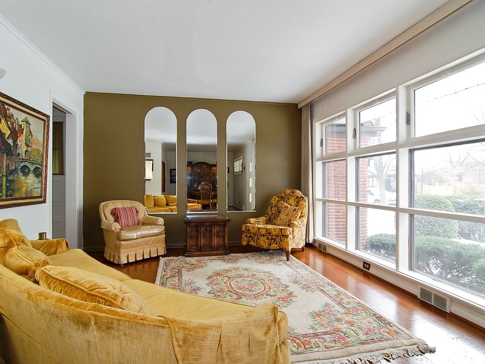 1st image of 6305 N La Crosse Ave