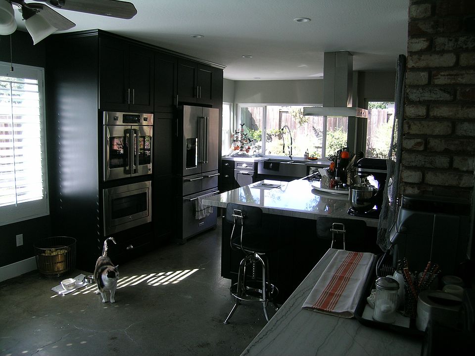 2nd image of 78 Rainier Ave