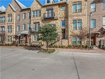 1st image of 7916 Bishop Rd