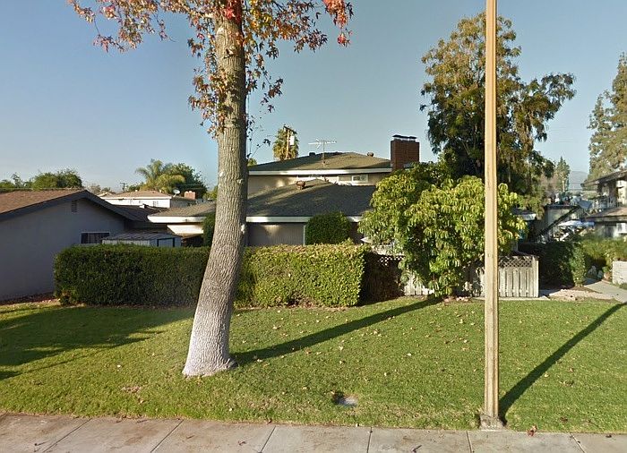 1st image of 2575 E Price Dr #2575