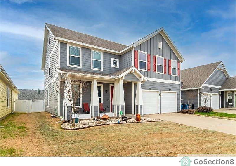 1st image of 9216 Blackstone Dr
