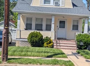 35 Sanford Pl, Newark City, NJ 07106