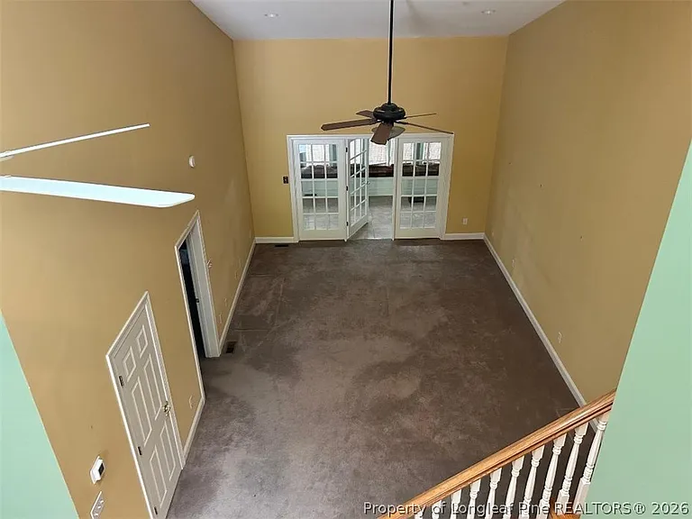 4890 Independence Dr — Photo 14
