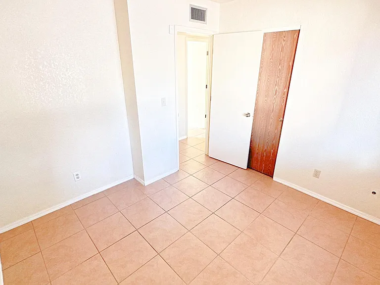 4215 Calle Barona #A — Photo 13