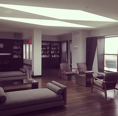 Rented by Stellar Management | media 21