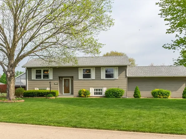 1047 E Market St, Hennepin, IL 61327