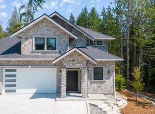 1102 Largo Rd #2, Sunshine Coast, BC V0N2W4
