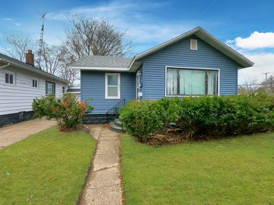 1892 Wood St, Muskegon, MI, 49442